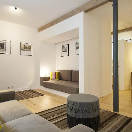 Altido Cosy 1-bed Flat With Workspace In Santa Catarina, Moments From Luís De Camões Sq Apartamento *