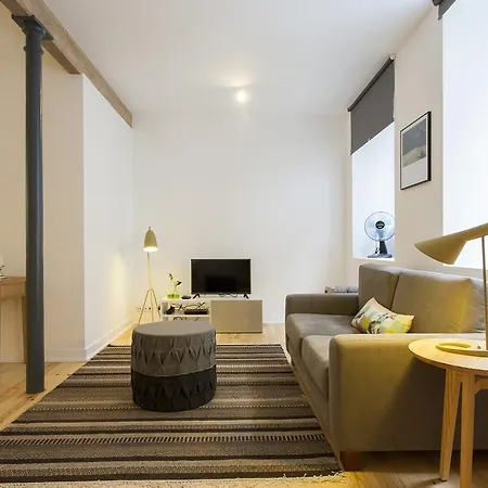 Joivy Cosy 1-bed Flat With Workspace In Santa Catarina, Moments From Luis De Camoes Sq Lisboa