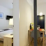 Joivy Cosy 1-bed Flat With Workspace In Santa Catarina, Moments From Luis De Camoes Sq Appartement Lissabon