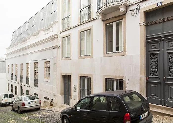 Joivy Cosy 1-bed Flat With Workspace In Santa Catarina, Moments From Luis De Camoes Sq 公寓 Lisboa